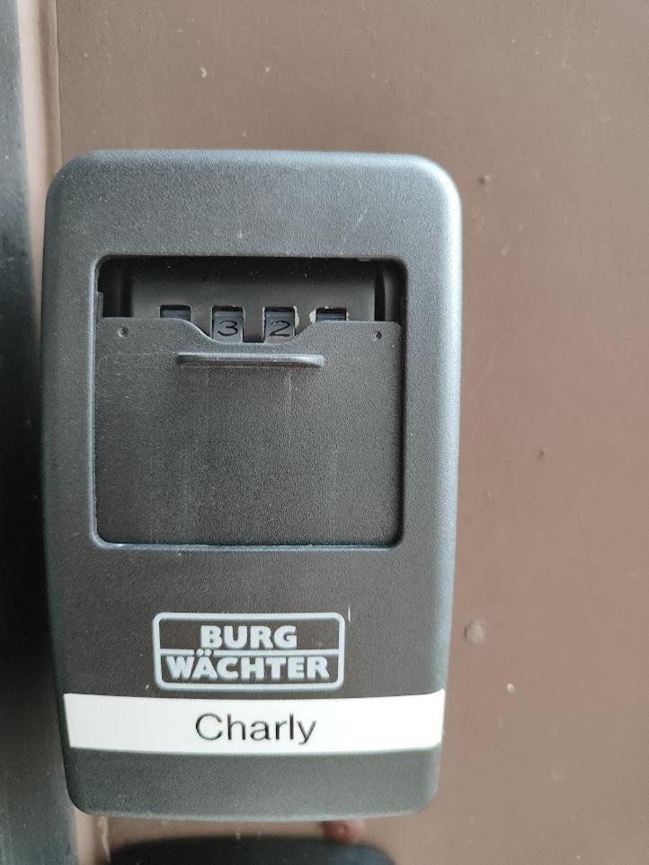Gemuetliche Wohnung "Charly" Zum Wohlfuehlen Zu Allem Gut Angebunden Paderborn Ngoại thất bức ảnh